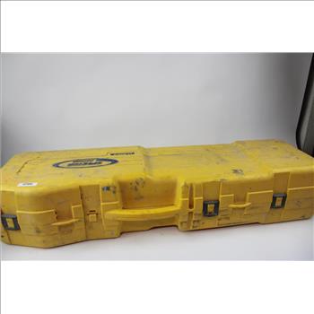 Spectra HL760 Laser Level, Tripod