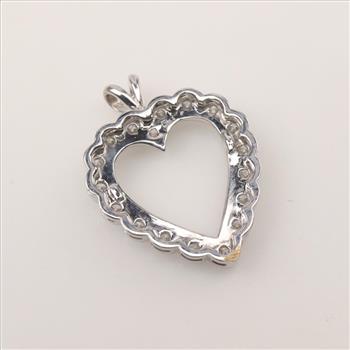 1.08cts TW Diamond 18kt White Gold Heart Pendant