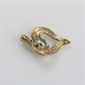10k Gold 1.92g Heart Pendant With Diamond Chips