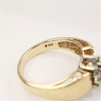 10k Gold Diamond Ring