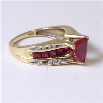 10kt Gold 5g Ruby And Diamond Leer Gem Ltd. Ring