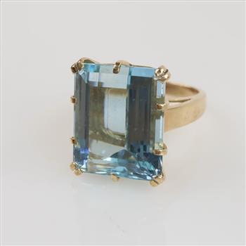 10kt Gold Aquamarine Stone Ring -Evaluated By Our Certified Gemologist-AGS/GIA
