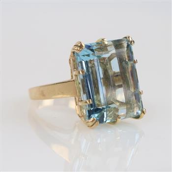 10kt Gold Aquamarine Stone Ring -Evaluated By Our Certified Gemologist-AGS/GIA