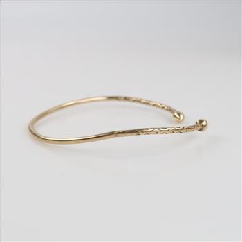 10kt Gold Bangle Bracelet
