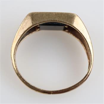 10kt Gold Black Stone Diamond Accent Signet Ring