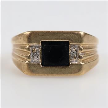 10kt Gold Black Stone Diamond Accent Signet Ring