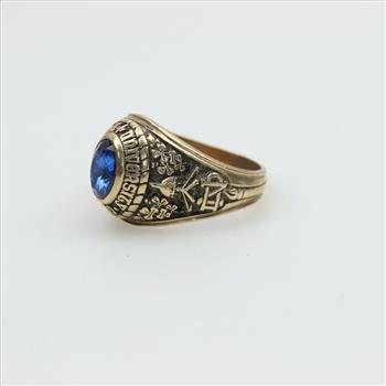 10kt Gold Blue Spinel Class Ring