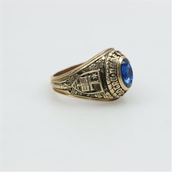 10kt Gold Blue Spinel Class Ring