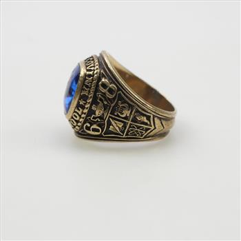 10kt Gold Blue Spinel Class Ring