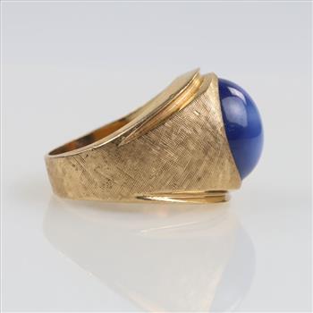 10kt Gold Blue Star Sapphire Signet Ring