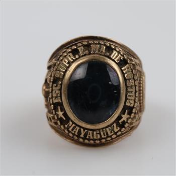 10kt Gold Blue Stone Class Ring