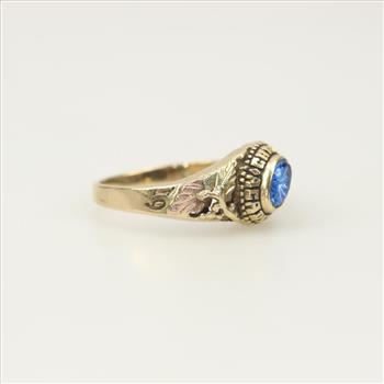 10kt Gold Blue Stone Class Ring