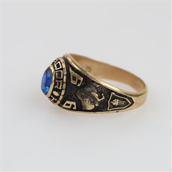 10kt Gold Blue Stone Class Ring