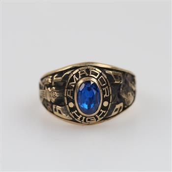 10kt Gold Blue Stone Class Ring
