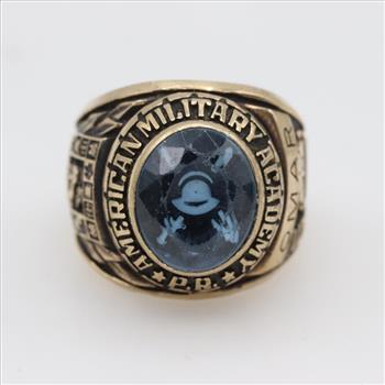 10kt Gold Blue Stone Class Ring