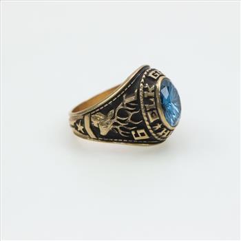 10kt Gold Blue Stone Class Ring