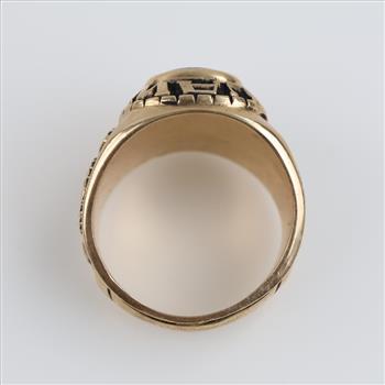 10kt Gold Blue Stone Class Ring