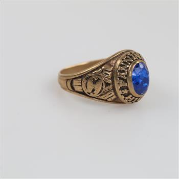 10kt Gold Blue Stone Class Ring