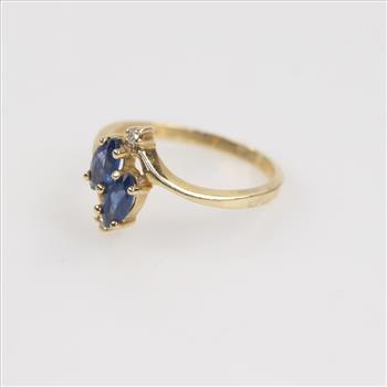 10kt Gold Blue Stone Diamond Accent Ring