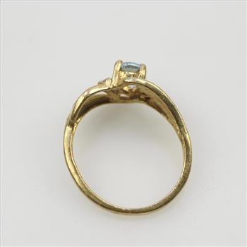 10kt Gold Blue Stone Diamond Accent Ring