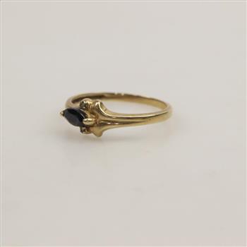10kt Gold Blue Stone Diamond Ring