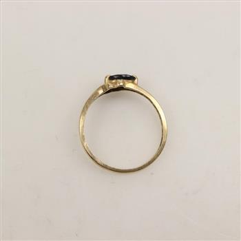 10kt Gold Blue Stone Diamond Ring