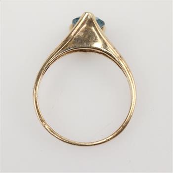 10kt Gold Blue Stone Ring
