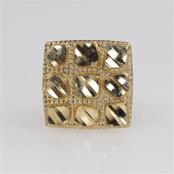 10kt Gold Carved Square Stud Earring
