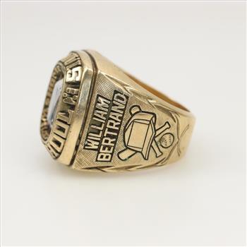 10kt Gold Clear Stone Class Ring