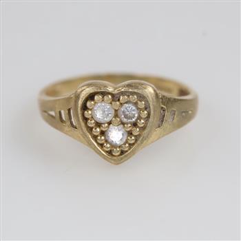 10kt Gold Clear Stone Heart Ring