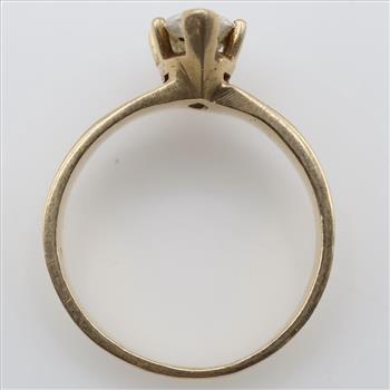 10kt Gold Clear Stone Ring