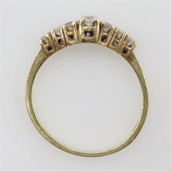 10kt Gold Clear Stone Ring