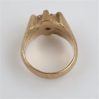 10kt Gold Clear Stone Ring