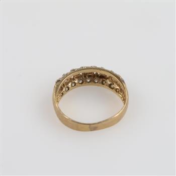 10kt Gold Clear Stone Ring