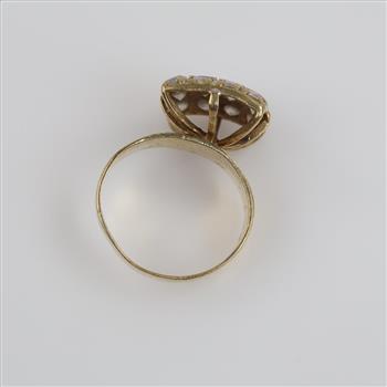 10kt Gold Clear Stone Ring
