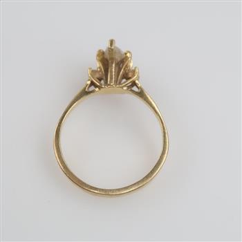 10kt Gold Clear Stone Ring