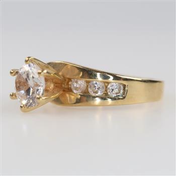 10kt Gold Clear Stone Ring