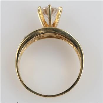 10kt Gold Clear Stone Ring