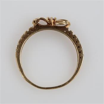 10kt Gold Clear Stone Ring