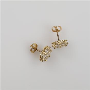 10kt Gold Clear Stone Stud Earrings
