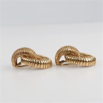 10kt Gold Click Back Earrings