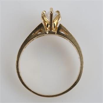 10kt Gold Cubic Zirconia Ring