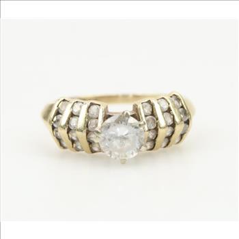 10kt Gold Cubic Zirconia Ring
