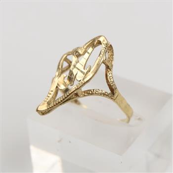 10kt Gold Cursive Letter M Heart Ring