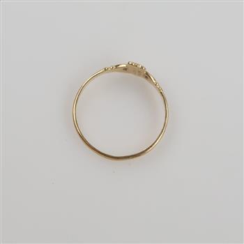 10kt Gold Dainty Claddagh Ring