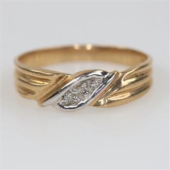 10kt Gold Diamond Accent Ring