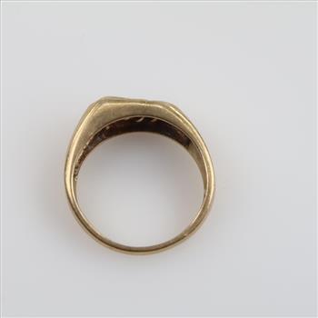 10kt Gold Diamond And Blue Stone Ring