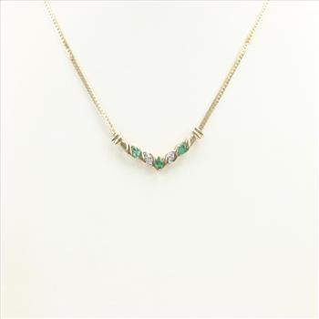 10kt Gold Diamond And Emerald  Necklace