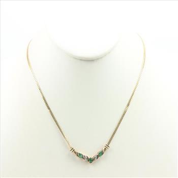 10kt Gold Diamond And Emerald  Necklace