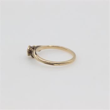 10kt Gold Diamond Flower Ring